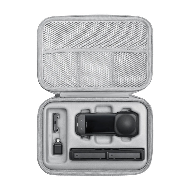 Etui from Insta360 X5